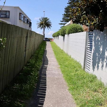 Retreat On Rita ~ Downtown Mount Maunganui With Beach Access Buitenkant foto